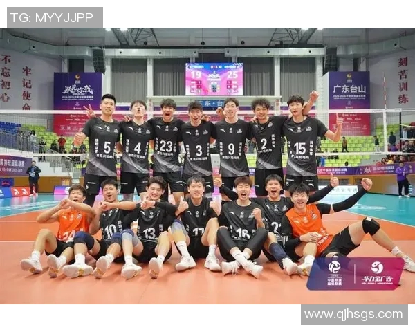 中国男排与日本男排激战正酣谁能在亚锦赛中夺得胜利荣耀